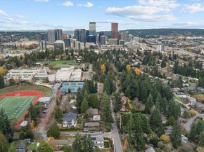 10789 SE 10th Street, Bellevue WA 98004