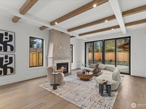 10789 SE 10th Street, Bellevue WA 98004