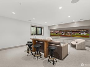 10789 SE 10th Street, Bellevue WA 98004