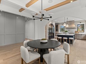 10789 SE 10th Street, Bellevue WA 98004