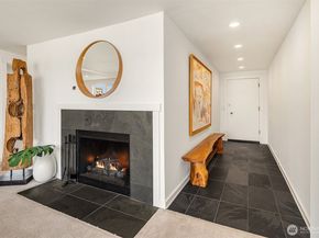 2301 Fairview Avenue E 301, Seattle WA 98102