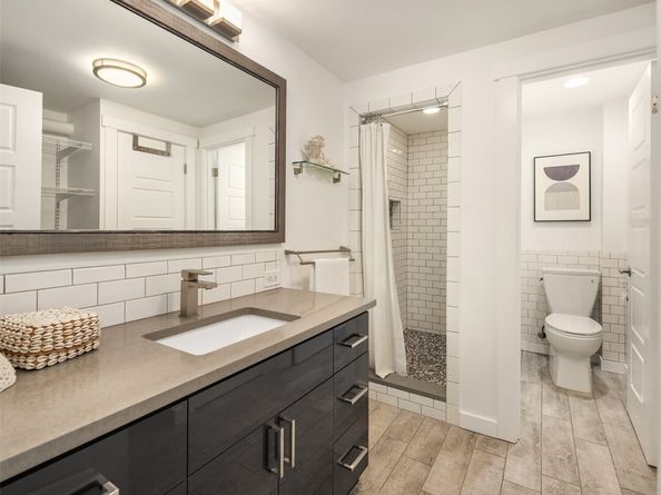 2301 Fairview Avenue E 301, Seattle WA 98102