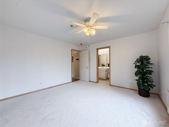 5620 14th Drive W Q302, Everett WA 98203