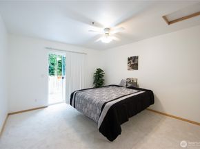 5620 14th Drive W Q302, Everett WA 98203