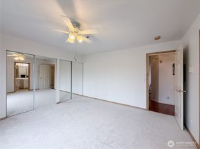 5620 14th Drive W Q302, Everett WA 98203