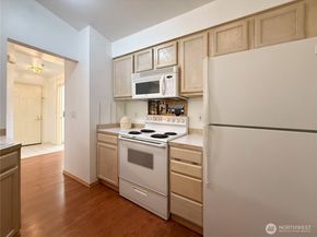 5620 14th Drive W Q302, Everett WA 98203