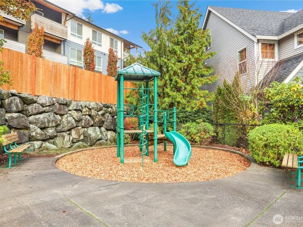 212 126th Street SE A, Everett WA 98208