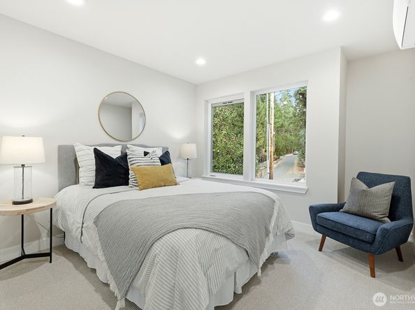 11217 NE 95th Street, Kirkland WA 98033