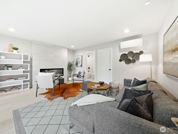 11217 NE 95th Street, Kirkland WA 98033