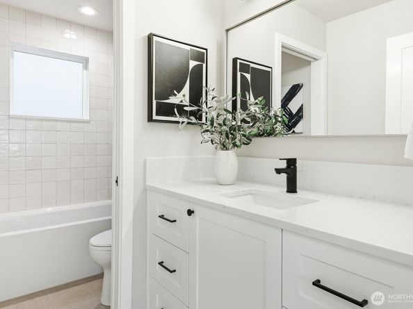 11217 NE 95th Street, Kirkland WA 98033