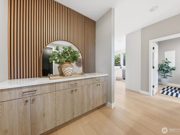 11217 NE 95th Street, Kirkland WA 98033