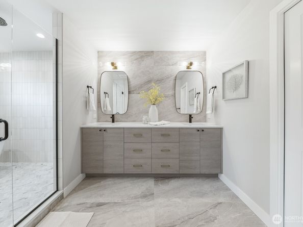 11217 NE 95th Street, Kirkland WA 98033