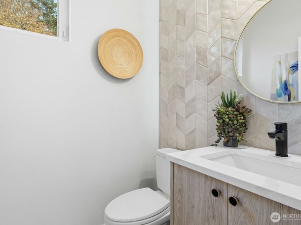 11217 NE 95th Street, Kirkland WA 98033