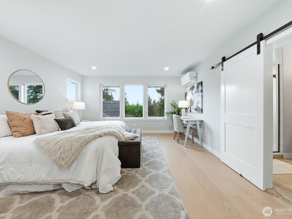 11217 NE 95th Street, Kirkland WA 98033