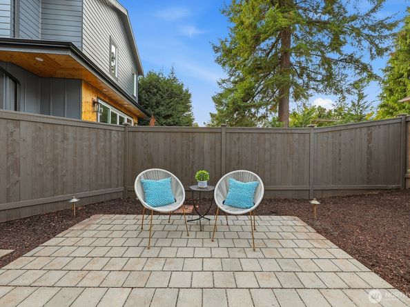 11217 NE 95th Street, Kirkland WA 98033