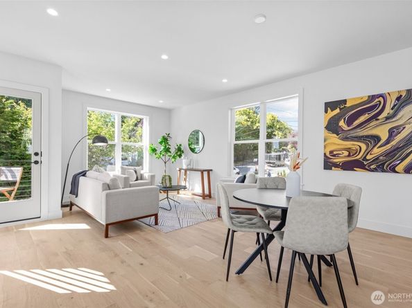 7344 22nd Avenue NW, Seattle WA 98117