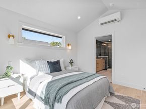 7344 22nd Avenue NW, Seattle WA 98117