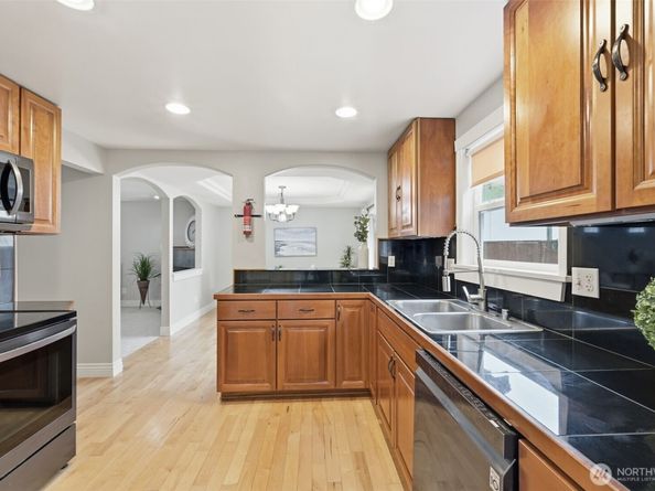 1721 Madison Street F, Everett WA 98203