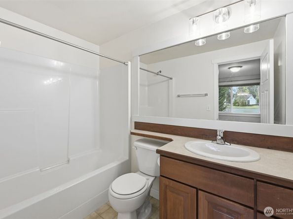 1721 Madison Street F, Everett WA 98203