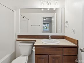 1721 Madison Street F, Everett WA 98203