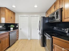 1721 Madison Street F, Everett WA 98203