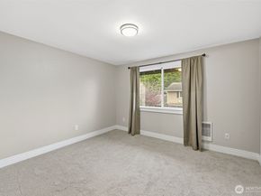 1721 Madison Street F, Everett WA 98203