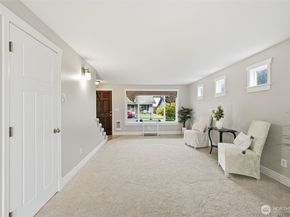 1721 Madison Street F, Everett WA 98203