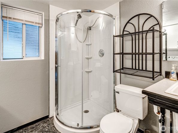 231 59th Place SE, Everett WA 98203