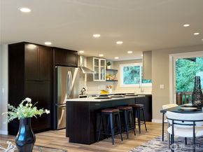 15905 118th Place NE, Bothell WA 98011