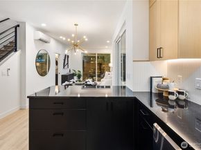 3417 48th Avenue SW, Seattle WA 98116