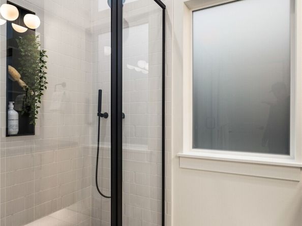 3417 48th Avenue SW, Seattle WA 98116