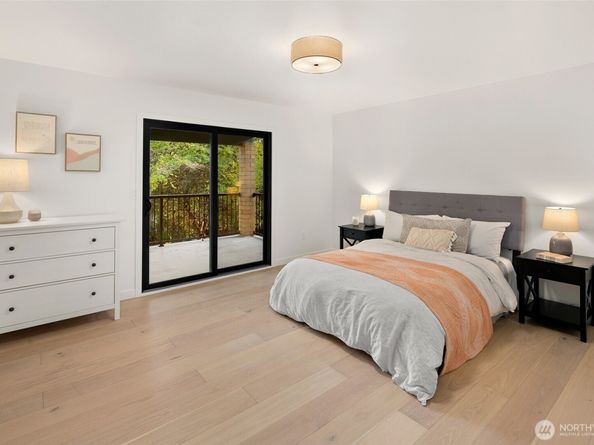 16040 36th Avenue NE, Lake Forest Park WA 98155