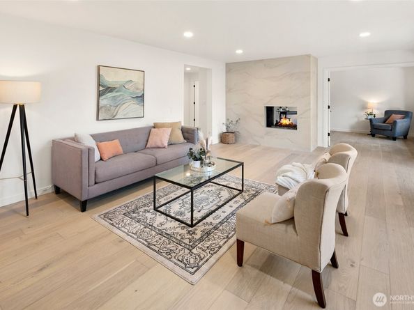 16040 36th Avenue NE, Lake Forest Park WA 98155