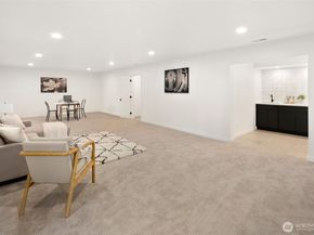 16040 36th Avenue NE, Lake Forest Park WA 98155