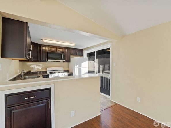 120 N 80th Street, Seattle WA 98103