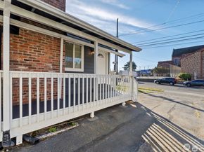 120 N 80th Street, Seattle WA 98103