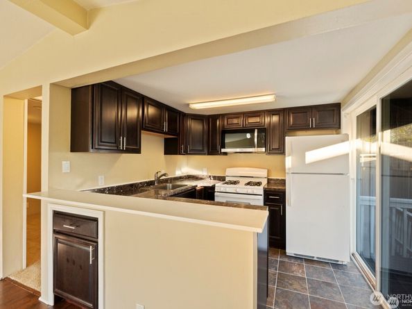 120 N 80th Street, Seattle WA 98103