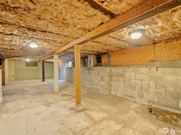 120 N 80th Street, Seattle WA 98103