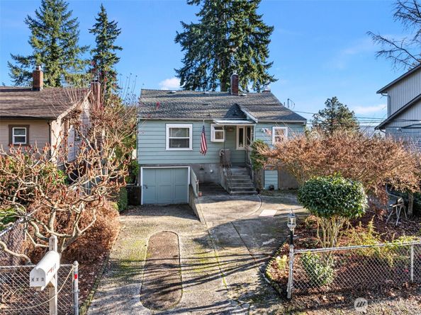 410 S Charleston Avenue, Bremerton WA 98312