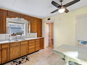 410 S Charleston Avenue, Bremerton WA 98312