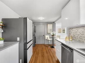 4515 NE 17th Place, Renton WA 98059