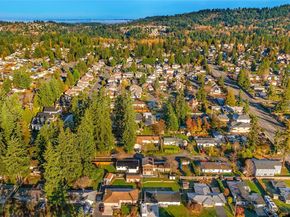 4515 NE 17th Place, Renton WA 98059