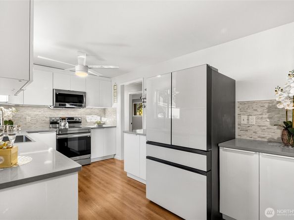 4515 NE 17th Place, Renton WA 98059