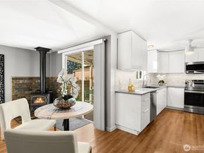 4515 NE 17th Place, Renton WA 98059