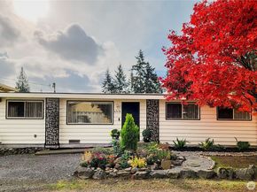 4515 NE 17th Place, Renton WA 98059