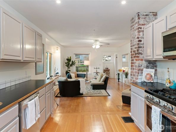 1202 Broadway Avenue, Bremerton WA 98337