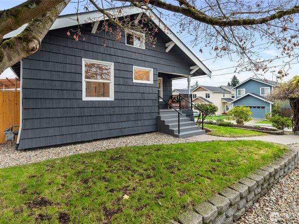 1202 Broadway Avenue, Bremerton WA 98337