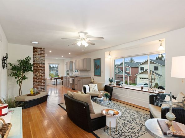 1202 Broadway Avenue, Bremerton WA 98337