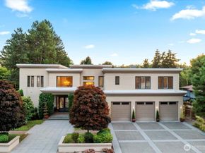 2 Crescent Key SE, Bellevue WA 98006