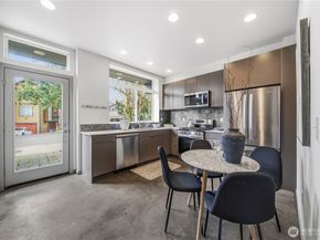 5936 S 36th Avenue A, Seattle WA 98118